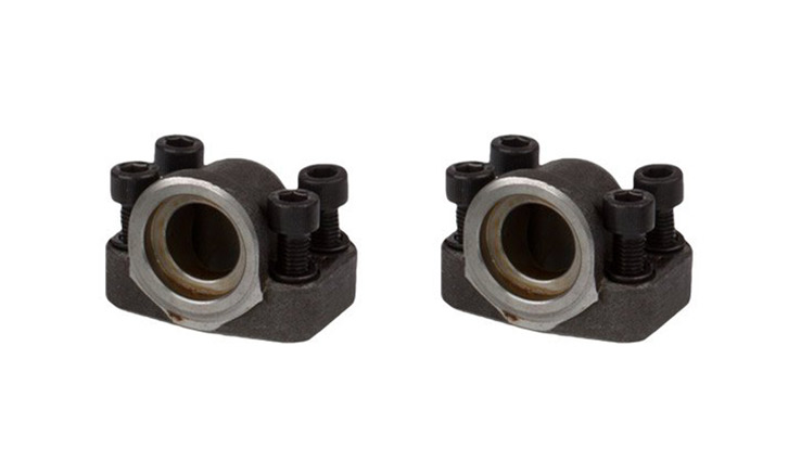 SAE flange connectors in black steel