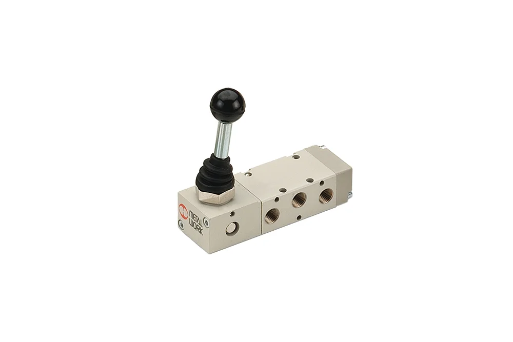 Series 70 Diverter Valve, Manual 90° Lever, 5/2 or 5/3 Configuration